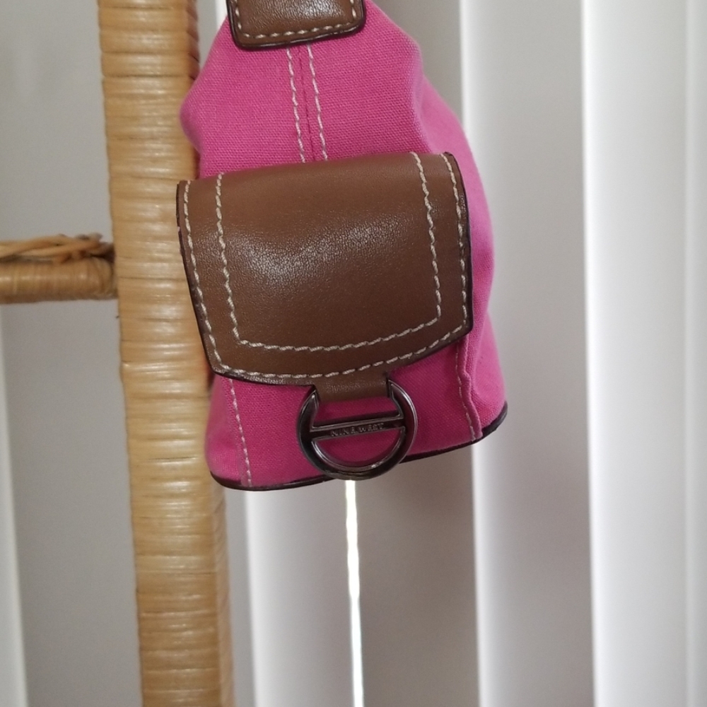 Purse - Picture 2 of 8